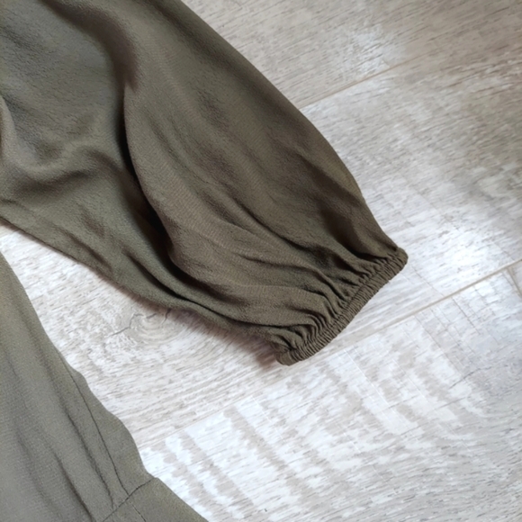 GAP Ruffled Mini Dress - Picture 10 of 14